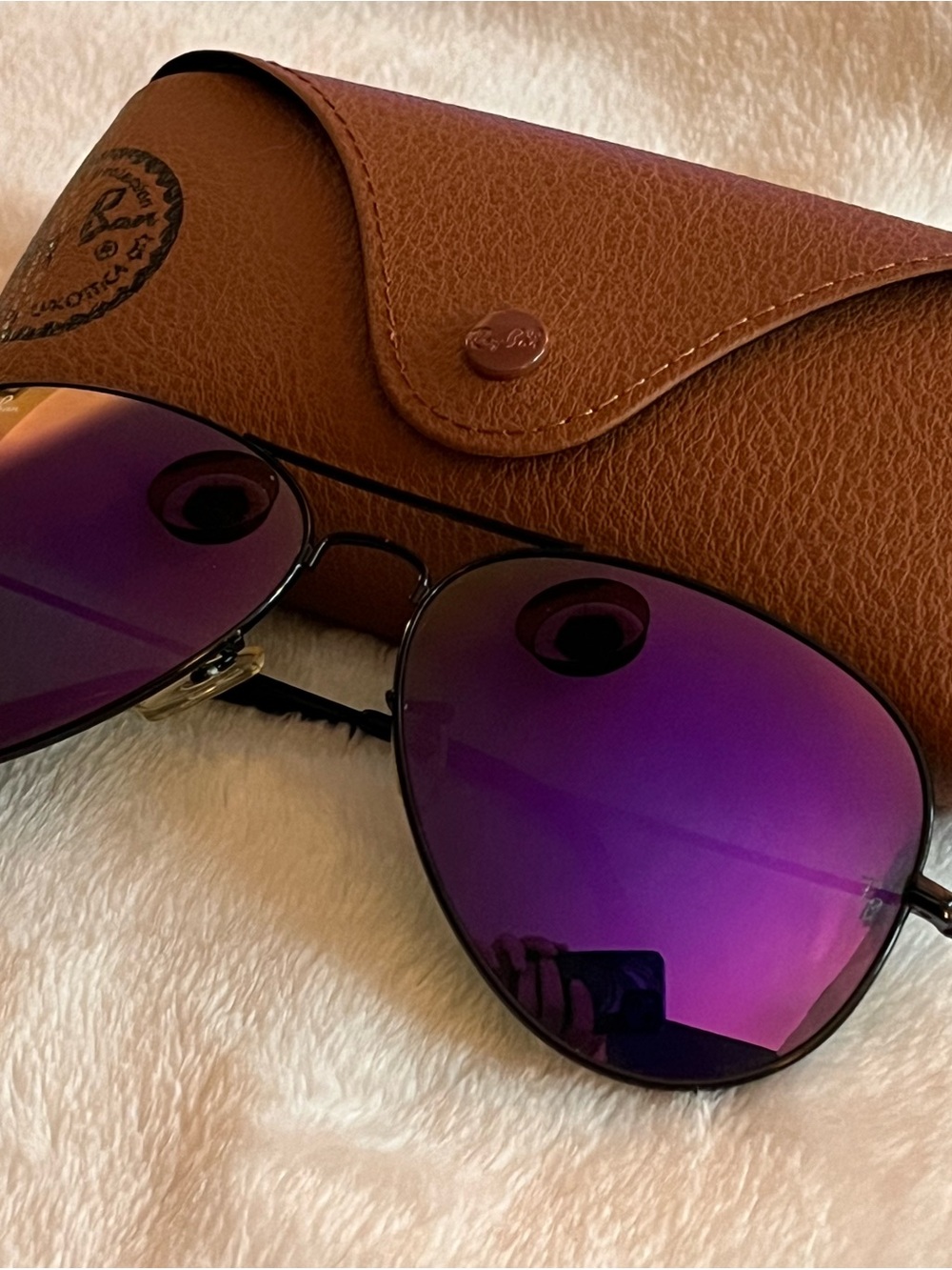 Ray-Ban Women's Aviator Sunglasses with Purple Mirror Lenses - Picture 2 of 6